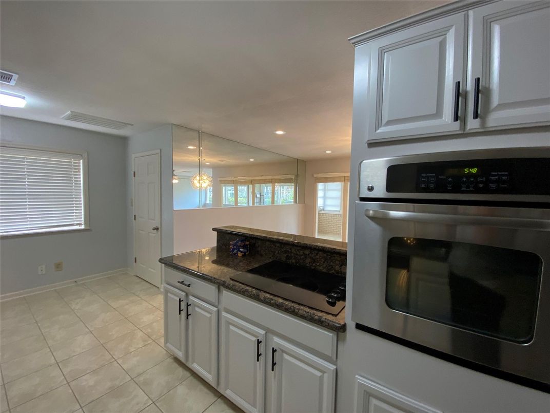 Interior, Kitchen, Pendant Lights, Recessed Lighting