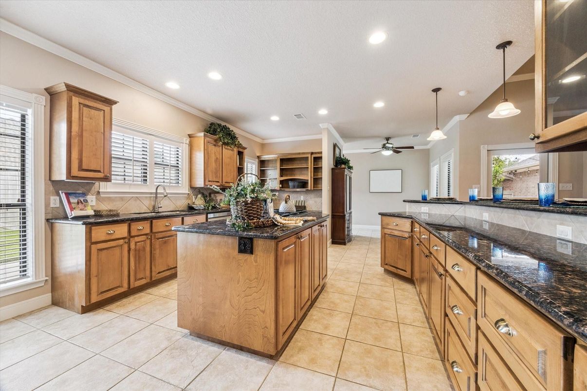 Interior, Kitchen, Pendant Lights, Recessed Lighting