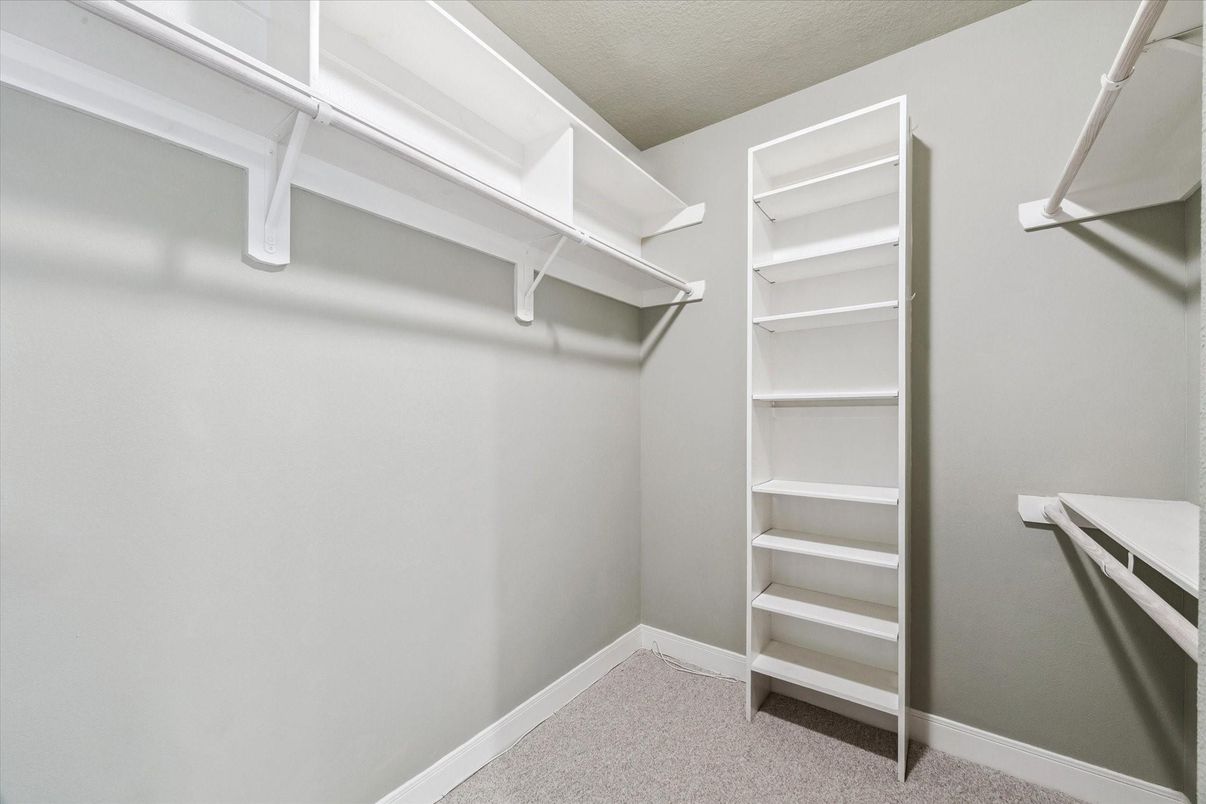 Interior, Walk-in Closets