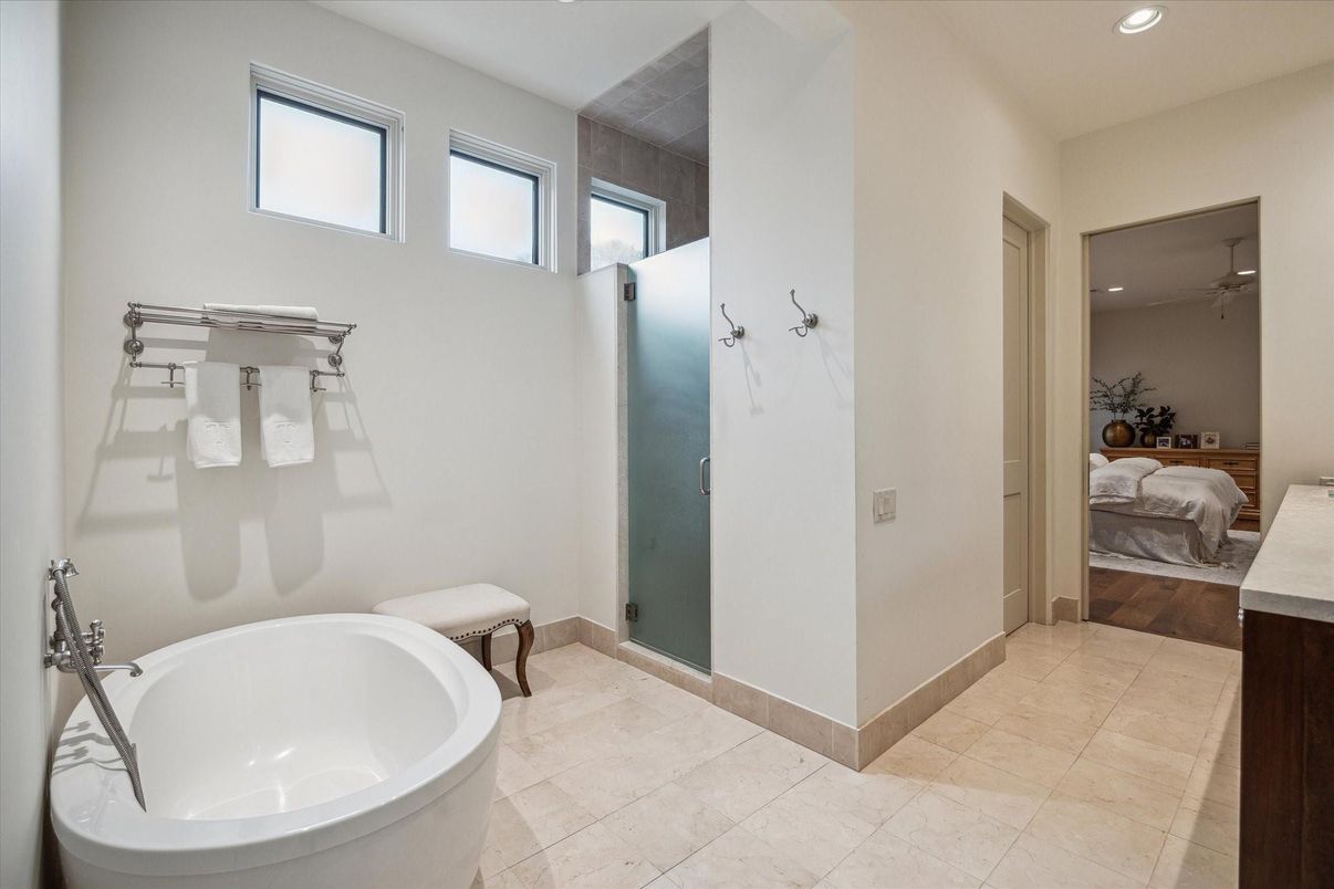 Bathroom, Bedroom, Interior, Recessed Lighting, Wood Texture Flooring