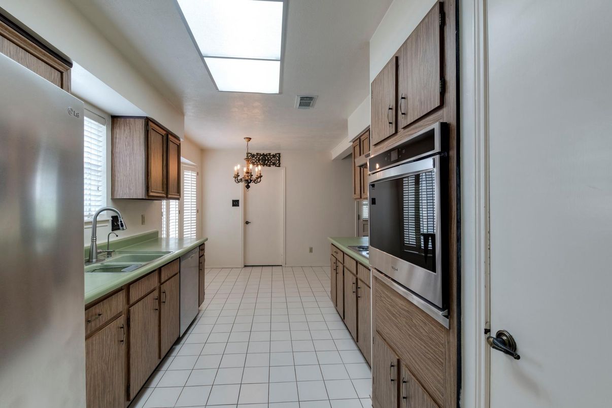 Chandelier, Interior, Kitchen, Stainless Steel Appliances