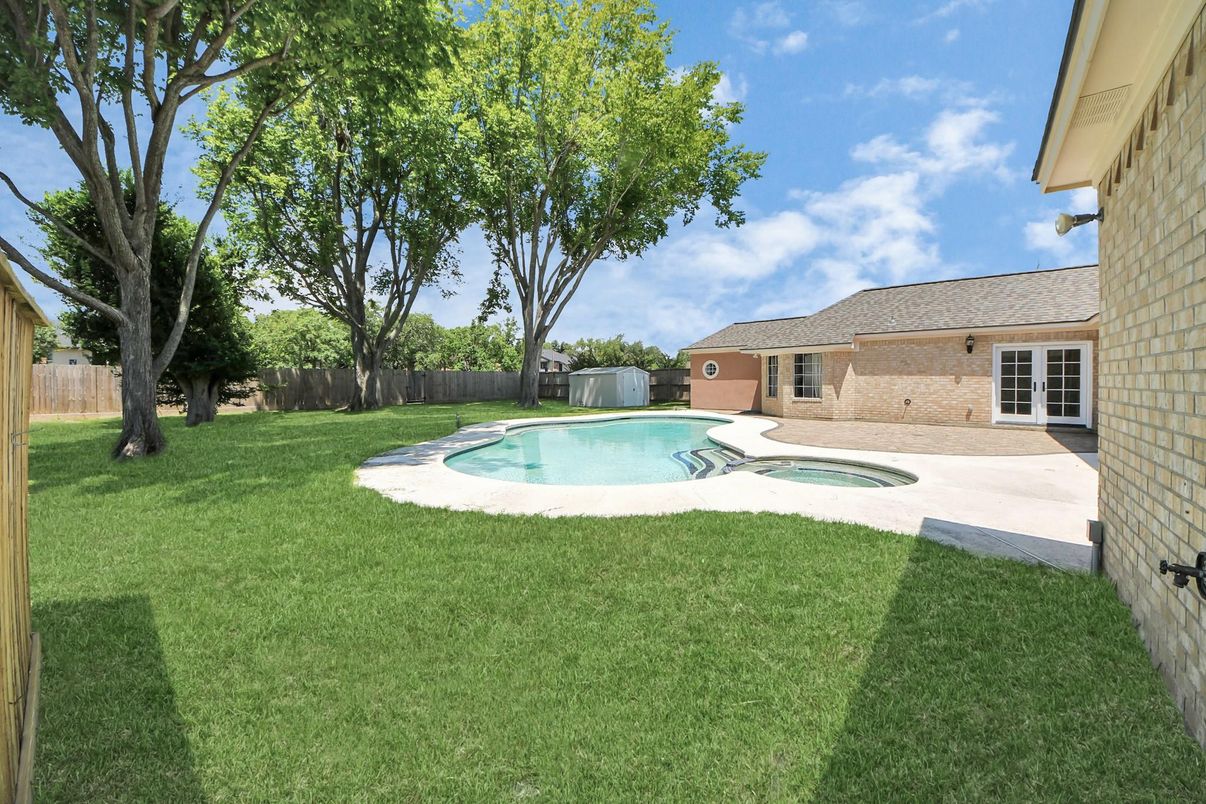 Backyard, Exterior, Pool