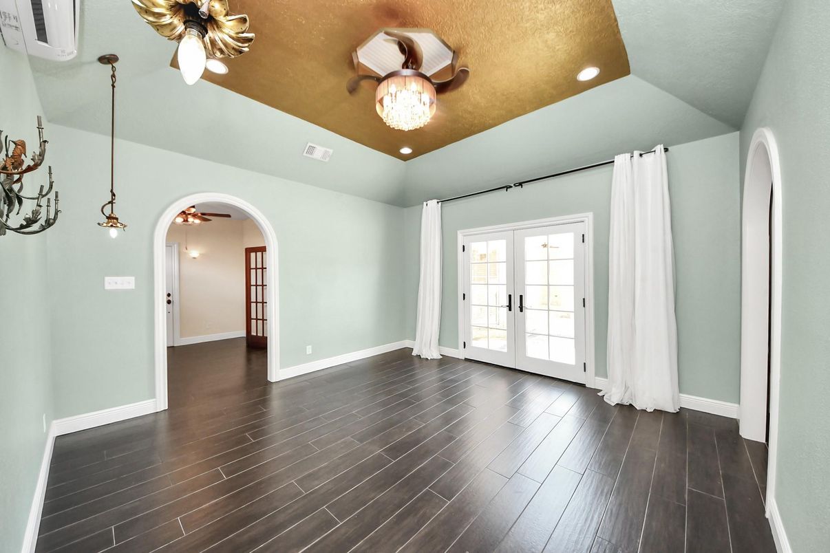 Empty room, Interior, Pendant Lights, Recessed Lighting, Wood Texture Flooring