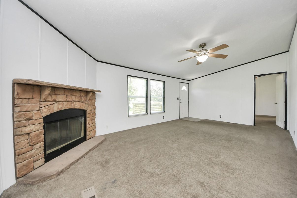 Empty room, Fireplace, Interior