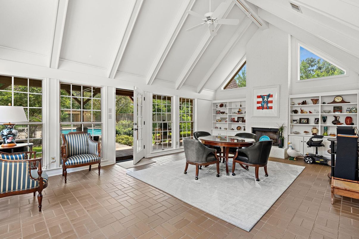 Dining room, Fireplace, Interior, Sun Room