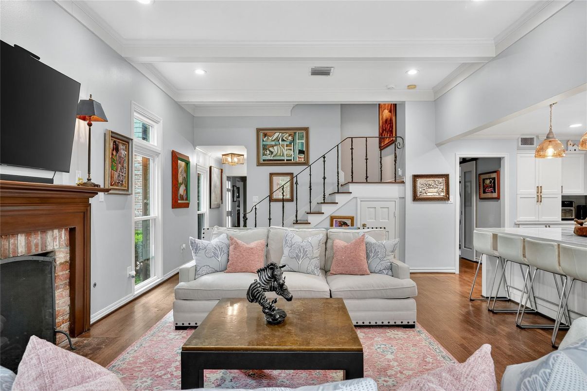 Fireplace, Interior, Living room, Pendant Lights, Recessed Lighting, Wood Texture Flooring