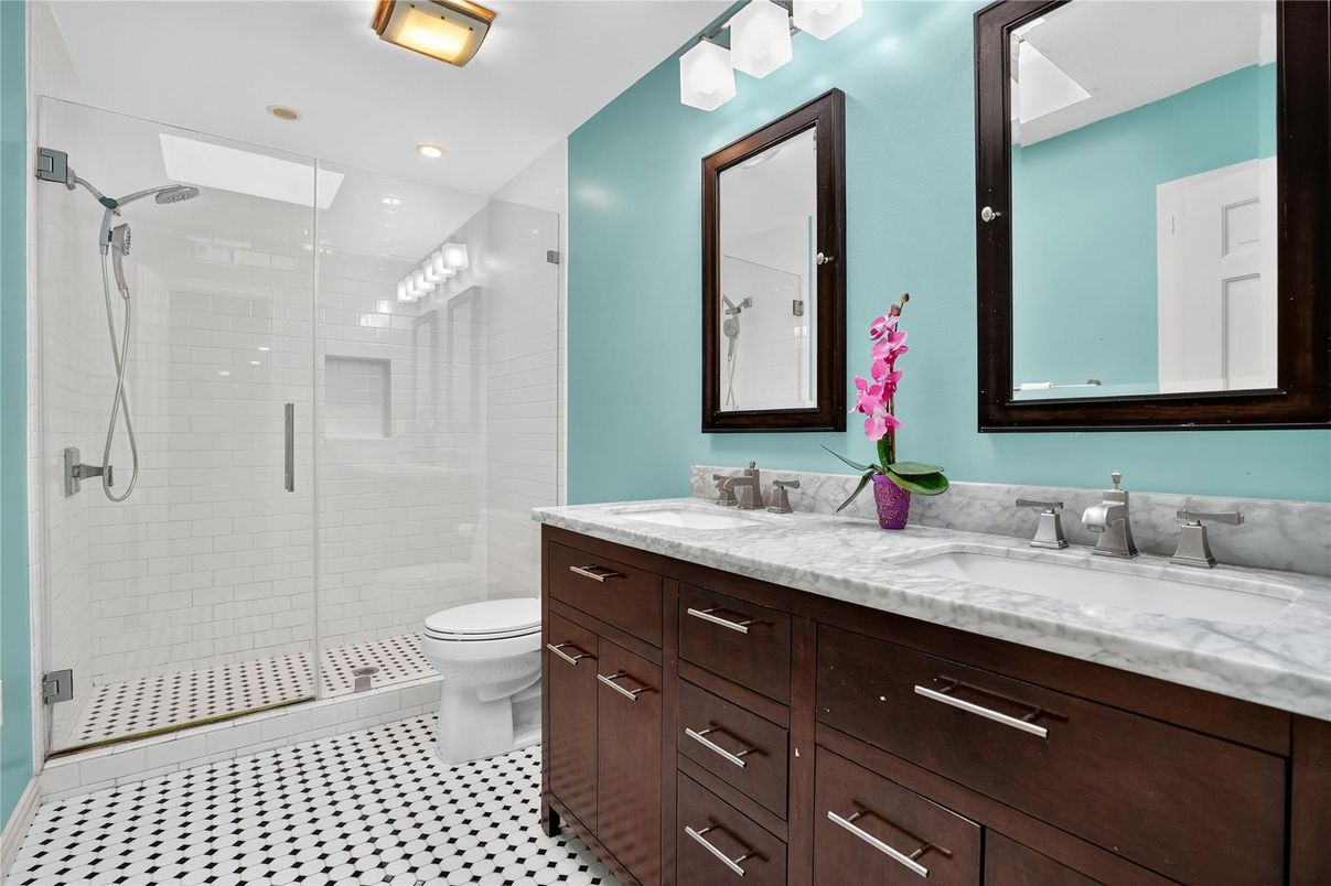 Bathroom, Dual Sink Vanities, Glass Shower, Interior, Recessed Lighting
