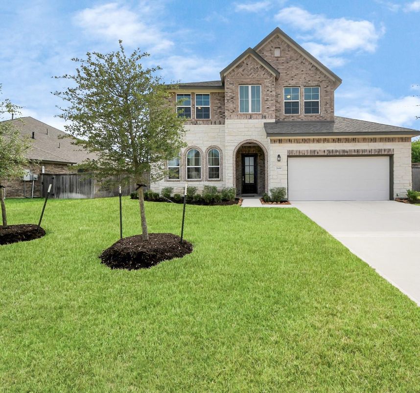 Attached, Backyard, Exterior, Facade, Brick Traditional