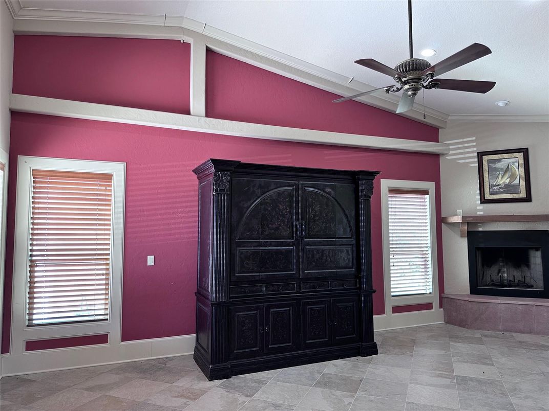 Fireplace, Interior, Recessed Lighting