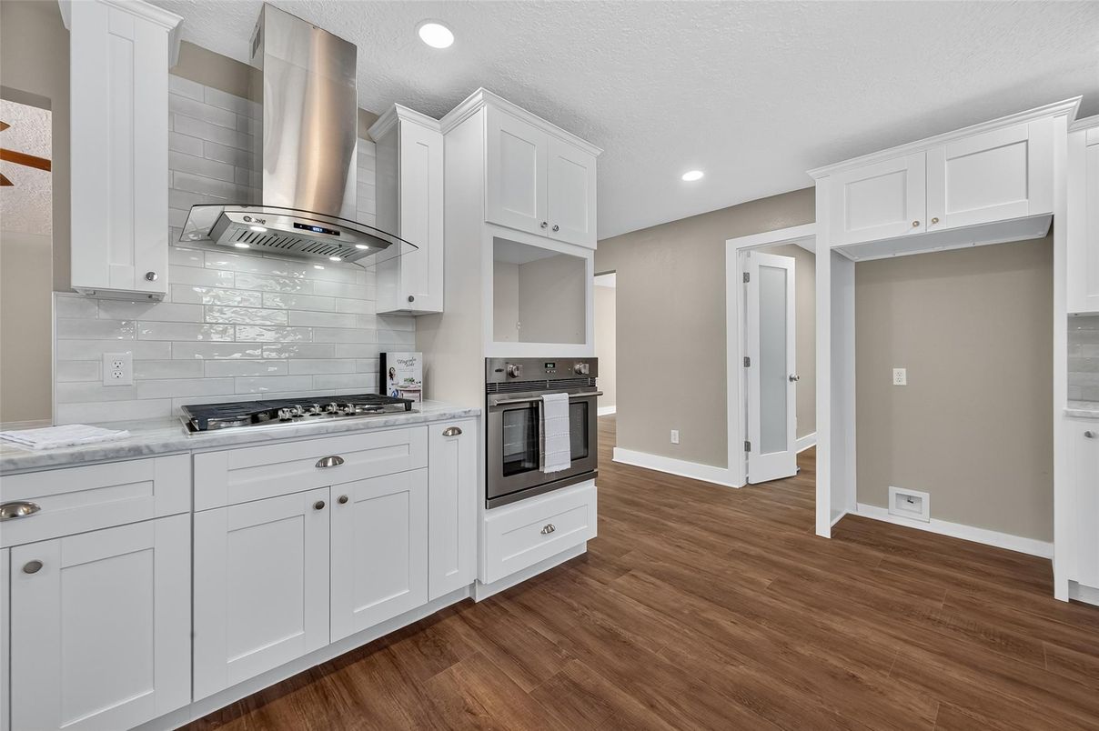 Interior, Kitchen, Recessed Lighting, Stainless Steel Appliances, Wood Texture Flooring