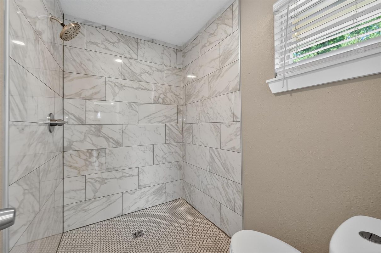 Bathroom, Interior, Marble Walls
