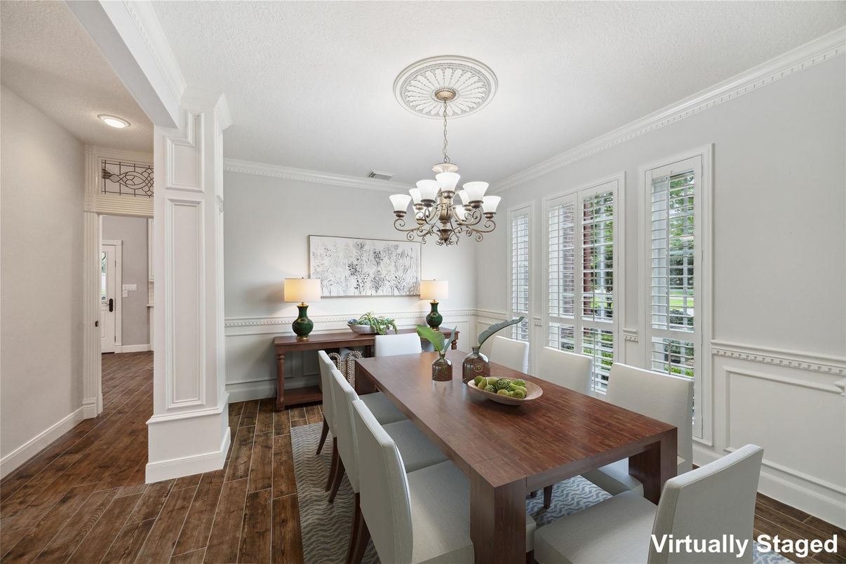 Chandelier, Dining room, Interior, Recessed Lighting, Wood Texture Flooring