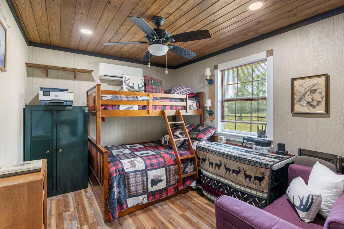 Bedroom, Interior, Recessed Lighting, Wooden Ceilings, Wood Texture Flooring
