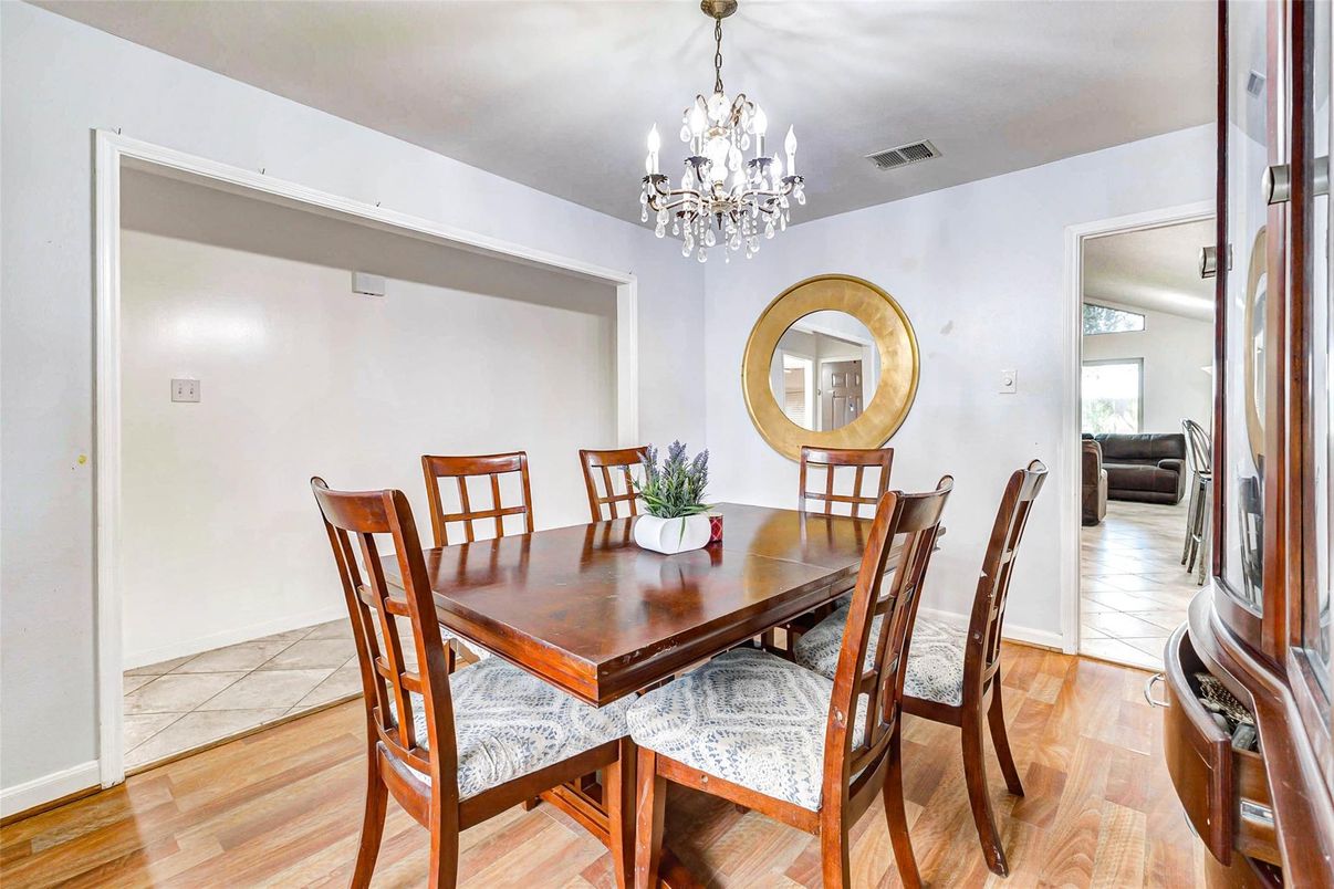 Chandelier, Dining room, Interior, Wood Texture Flooring
