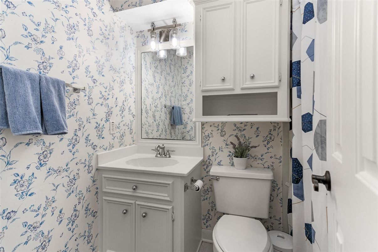 Bathroom, Interior