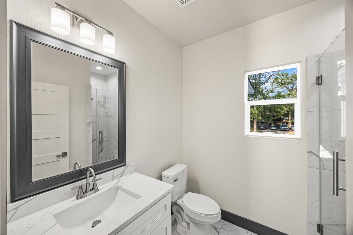 Bathroom, Interior, Marble, Marble Walls