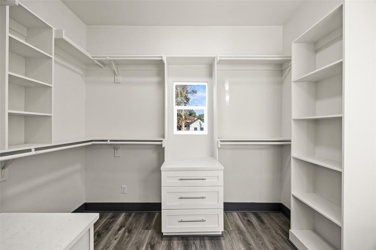 Interior, Walk-in Closets, Wood Texture Flooring