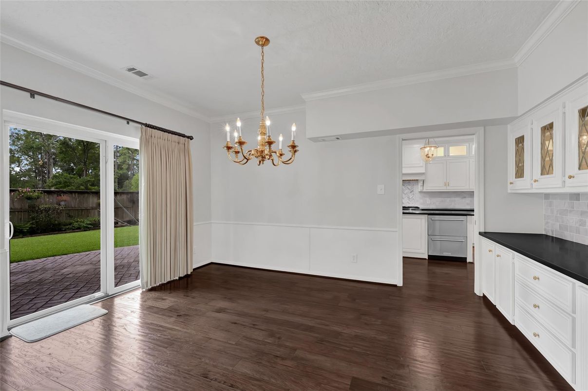 Chandelier, Empty room, Interior, Kitchen, Wood Texture Flooring
