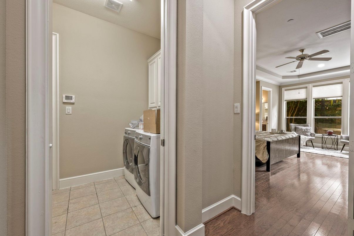 Bedroom, Interior, Recessed Lighting, Washer, Wood Texture Flooring
