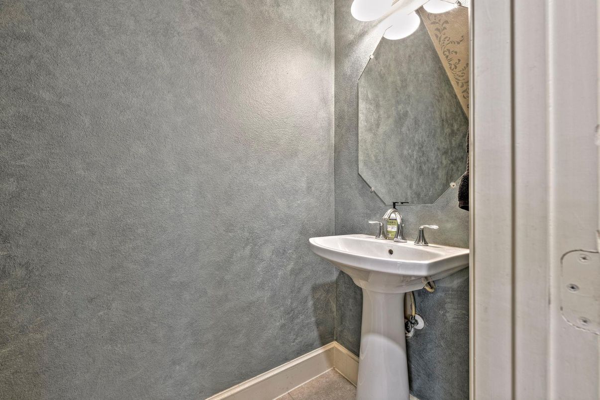 Bathroom, Interior