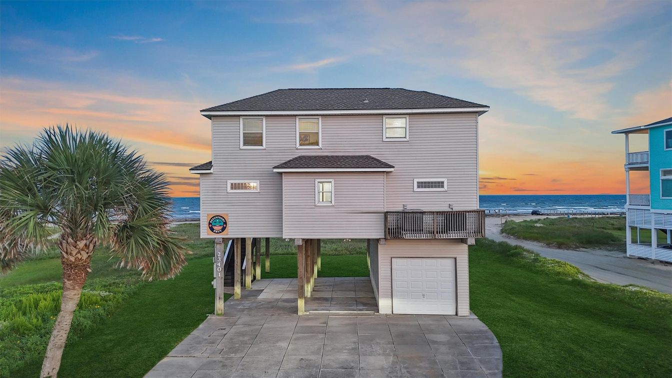 Backyard, Exterior, Water
