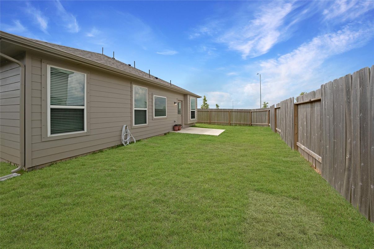 Backyard, Exterior