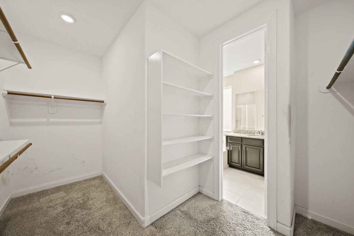 Interior, Recessed Lighting, Walk-in Closets