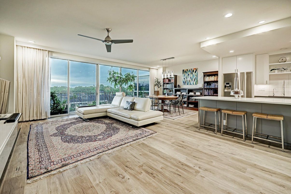 Dining room, Interior, Kitchen, Living room, Pendant Lights, Recessed Lighting, Stainless Steel Appliances, Wood Texture Flooring