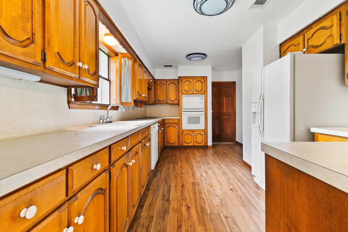 Interior, Kitchen, Wood Texture Flooring