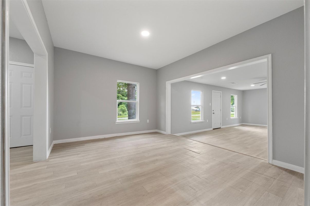 Empty room, Interior, Recessed Lighting, Wood Texture Flooring