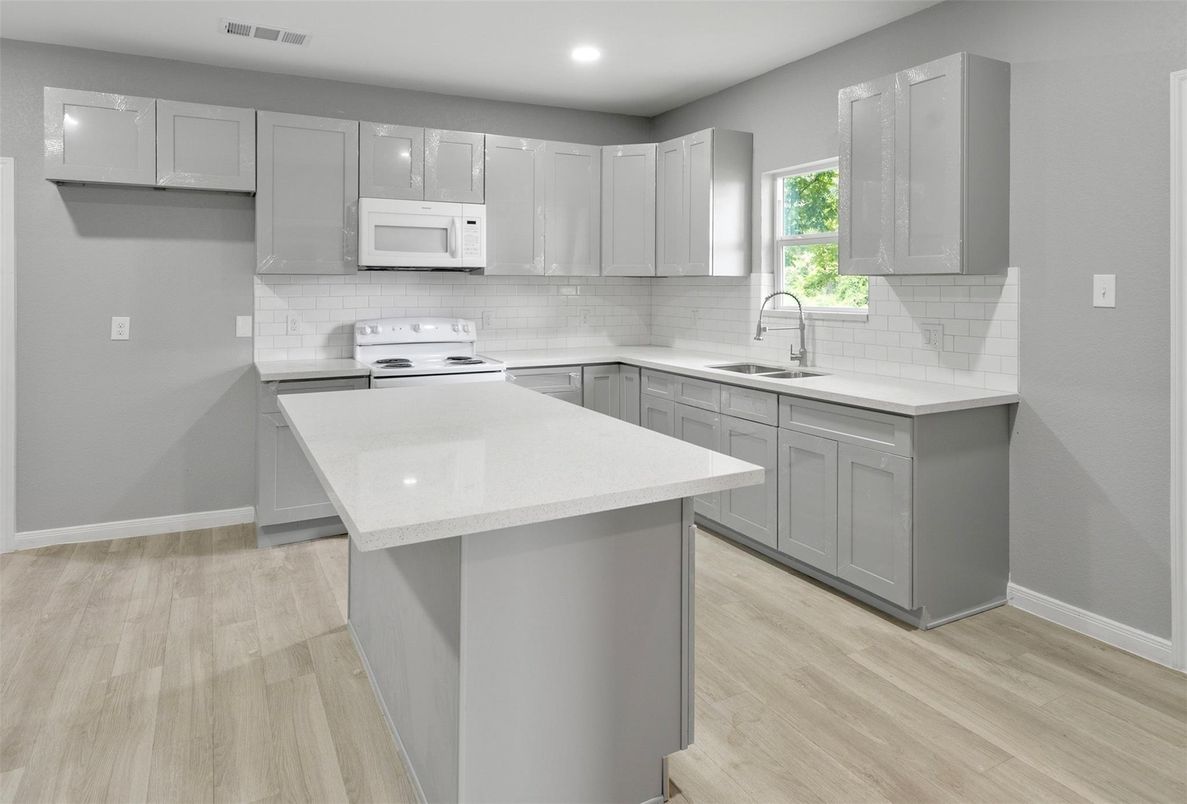 Interior, Kitchen, Recessed Lighting, Wood Texture Flooring