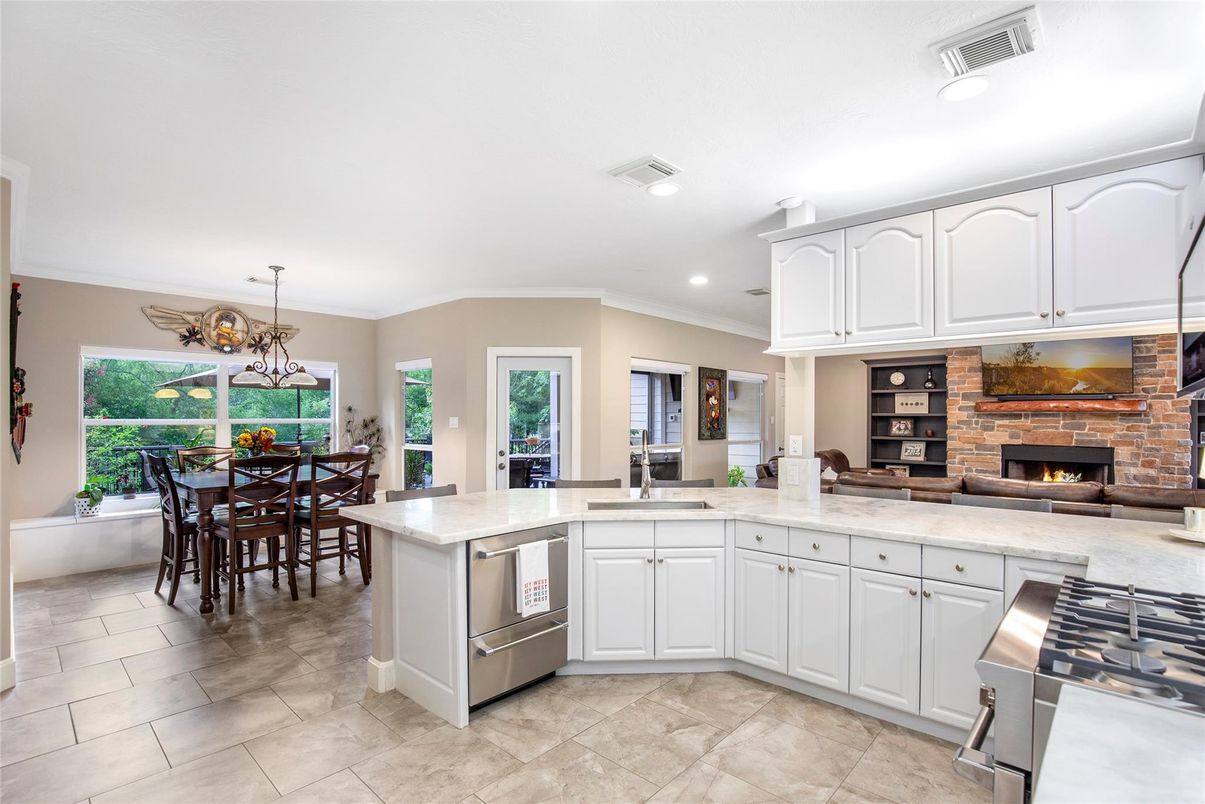 Chandelier, Dining room, Fireplace, Interior, Kitchen, Pendant Lights, Recessed Lighting