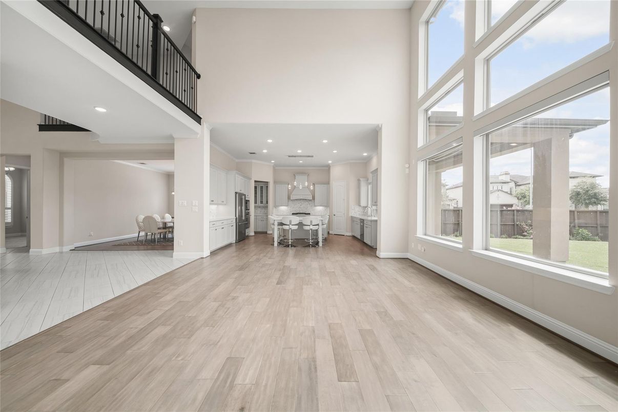 Dining room, Interior, Kitchen, Pendant Lights, Recessed Lighting, Wood Texture Flooring