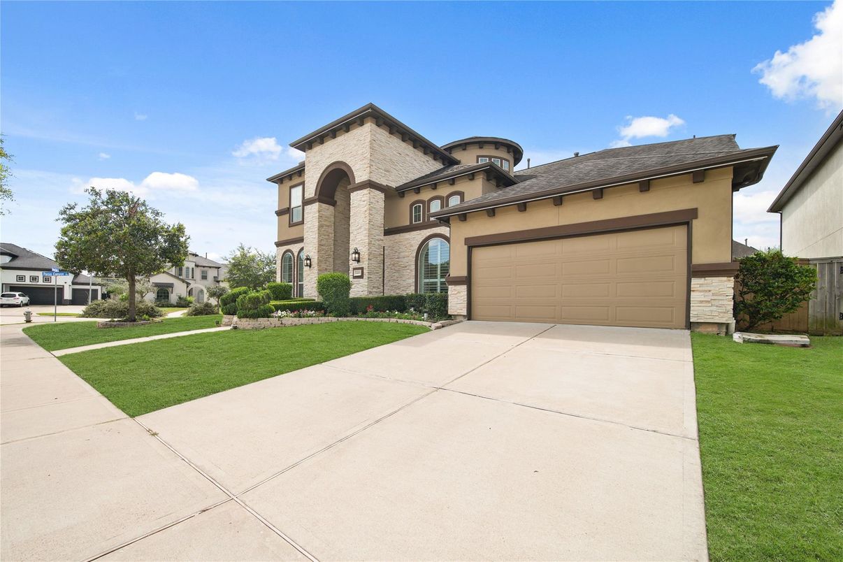 Attached, Backyard, Exterior, Facade, Mediterranean