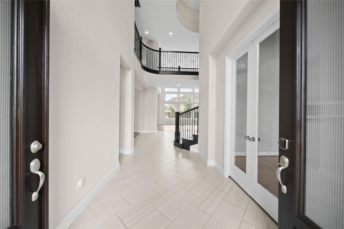 Interior, Recessed Lighting