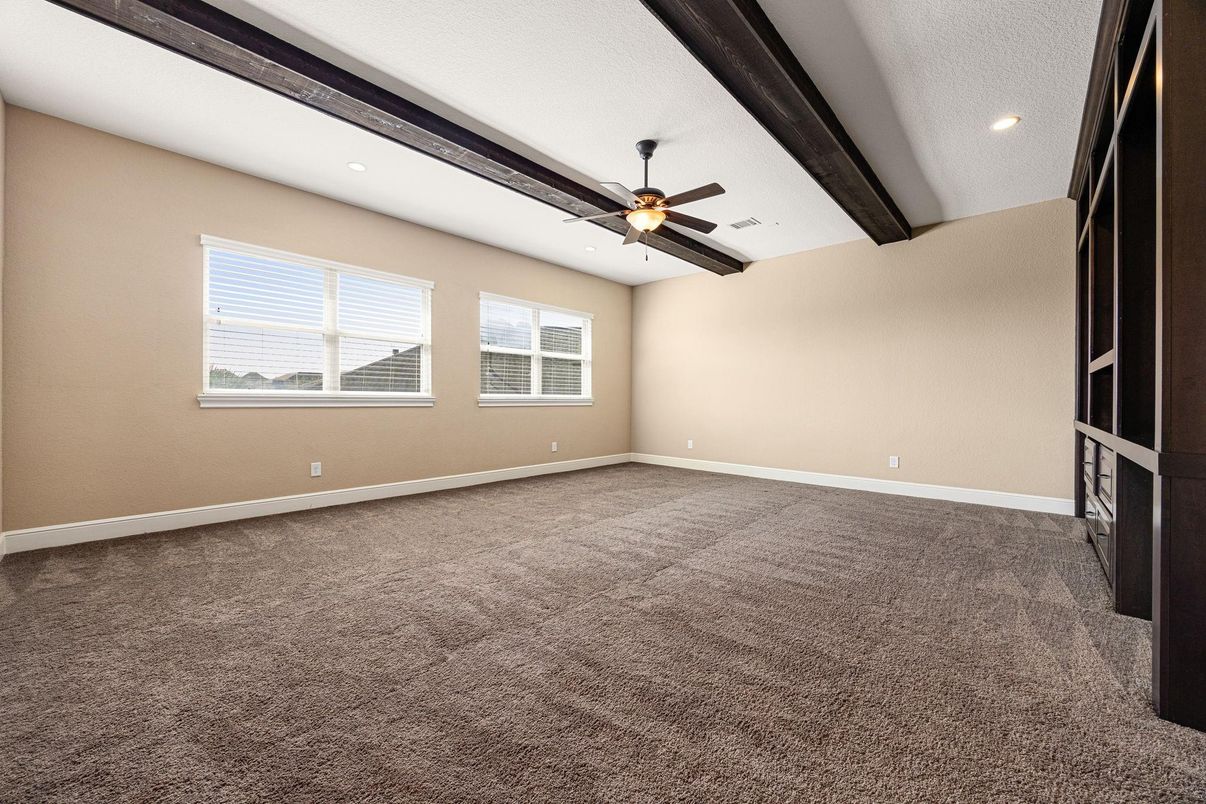 Empty room, Interior, Recessed Lighting, Wooden Beams