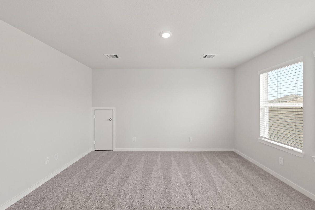 Empty room, Interior, Recessed Lighting