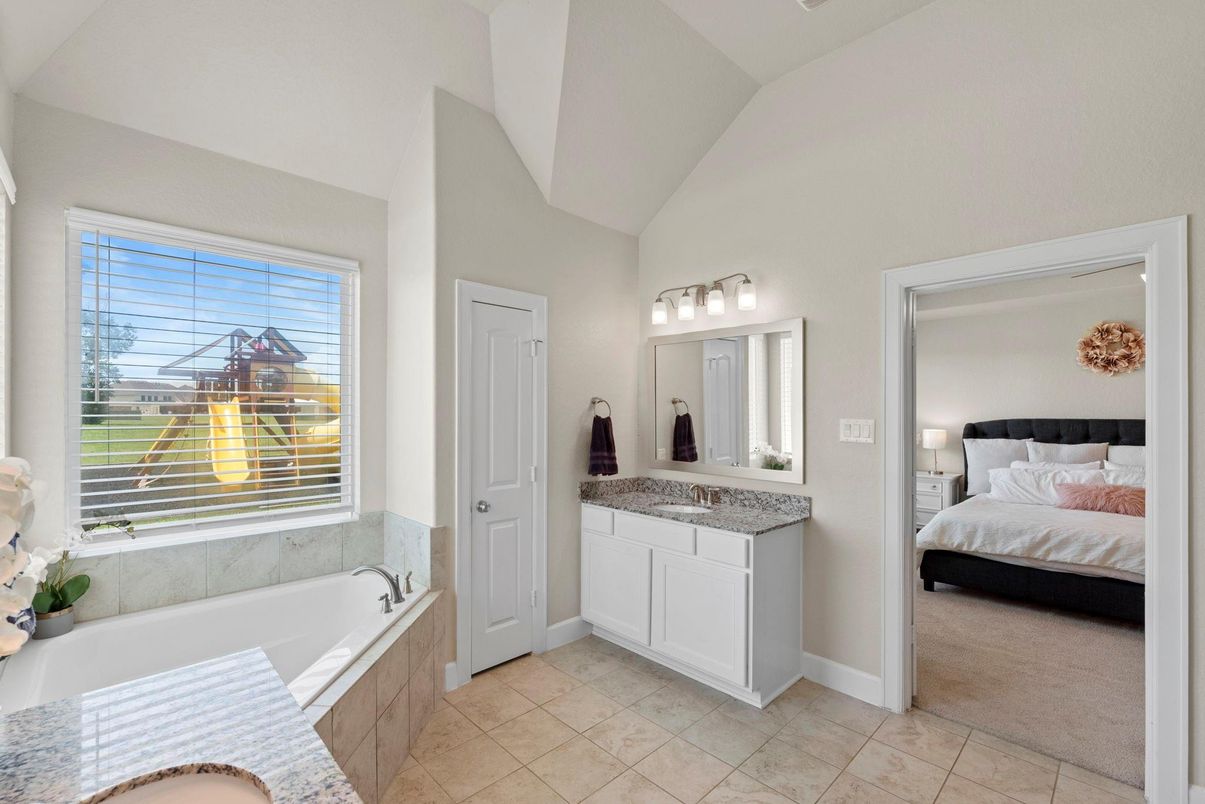 Bathroom, Bedroom, Interior