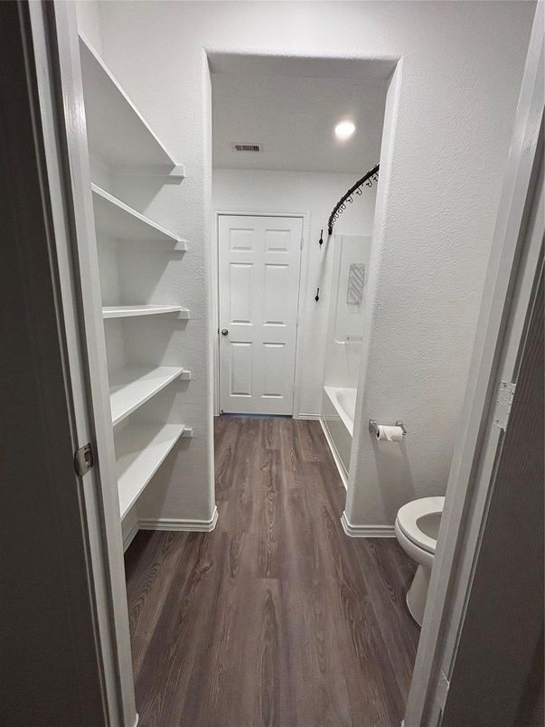 Bathroom, Interior, Recessed Lighting, Walk-in Closets, Wood Texture Flooring