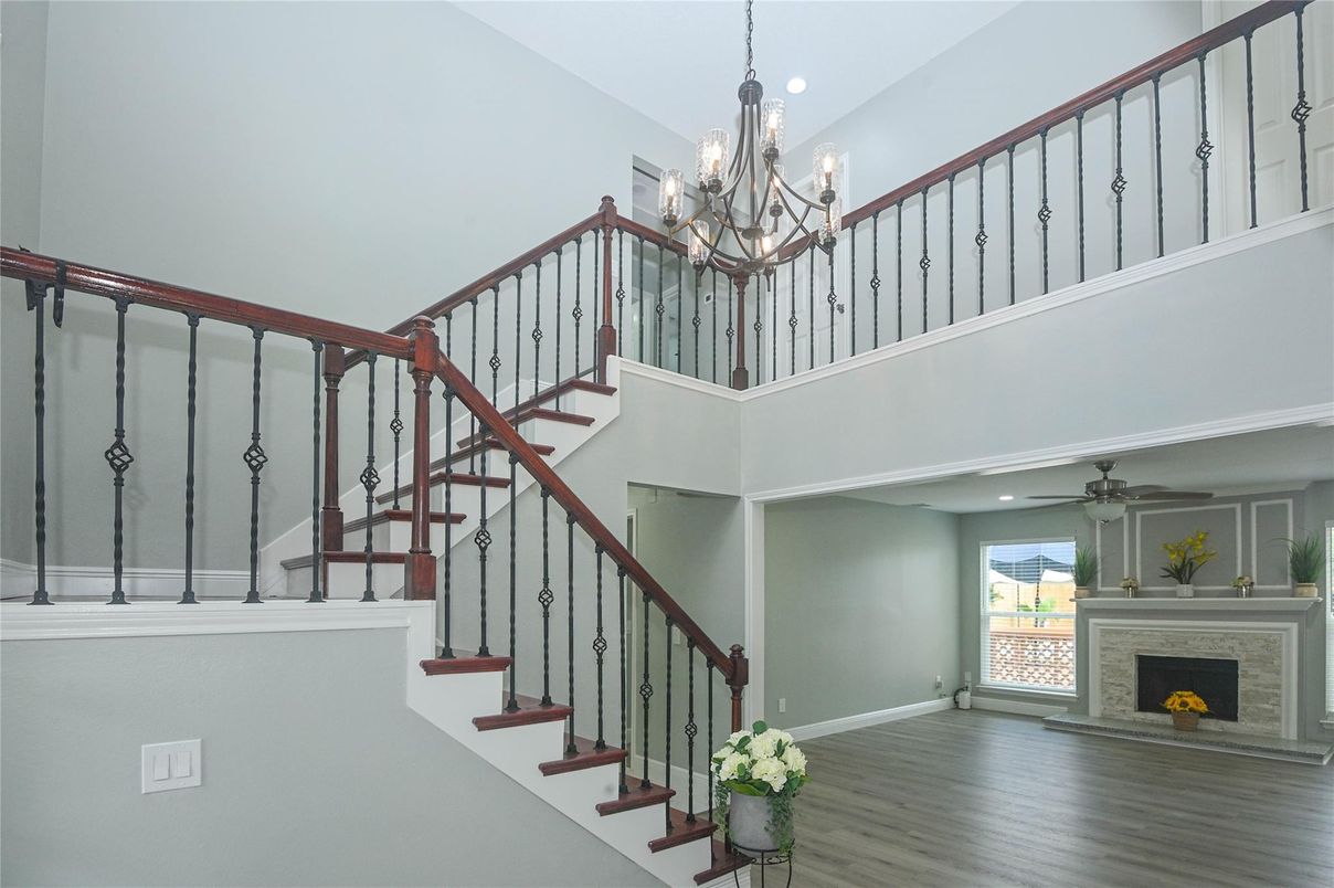 Chandelier, Fireplace, Interior, Recessed Lighting, Wood Texture Flooring