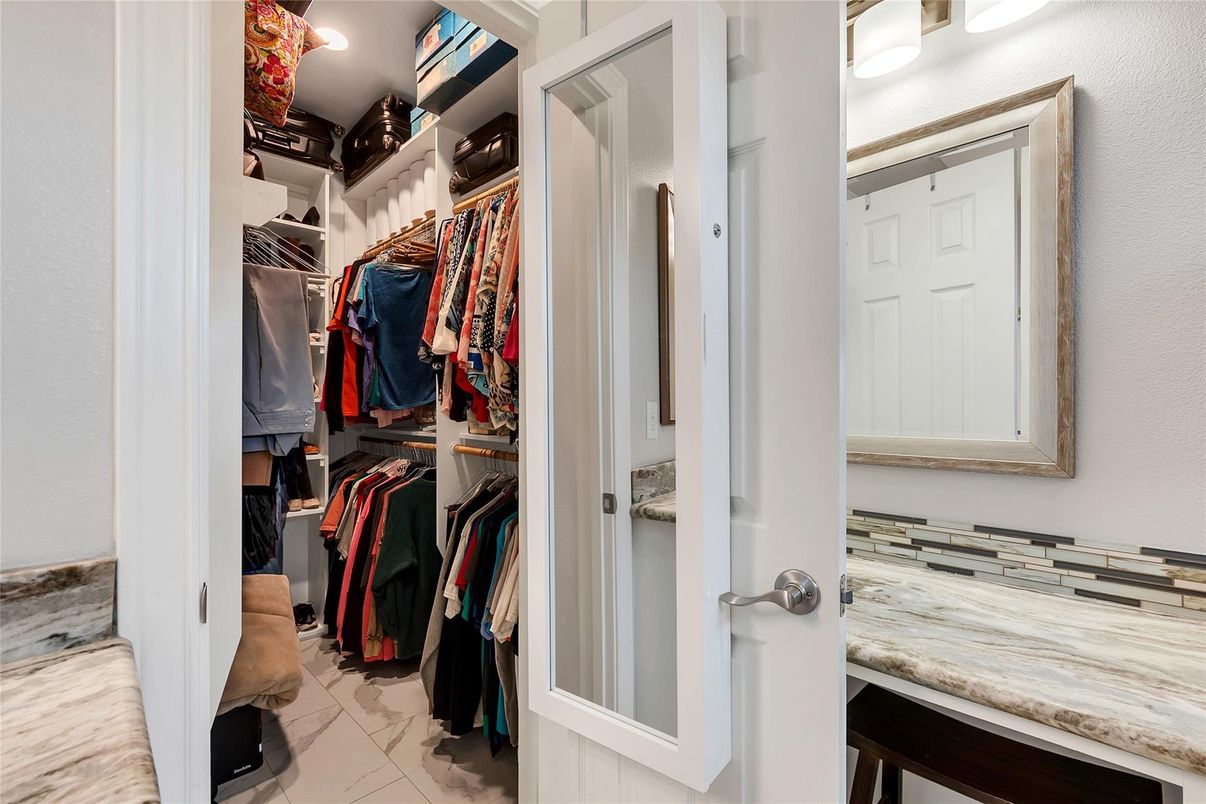 Interior, Recessed Lighting, Walk-in Closets