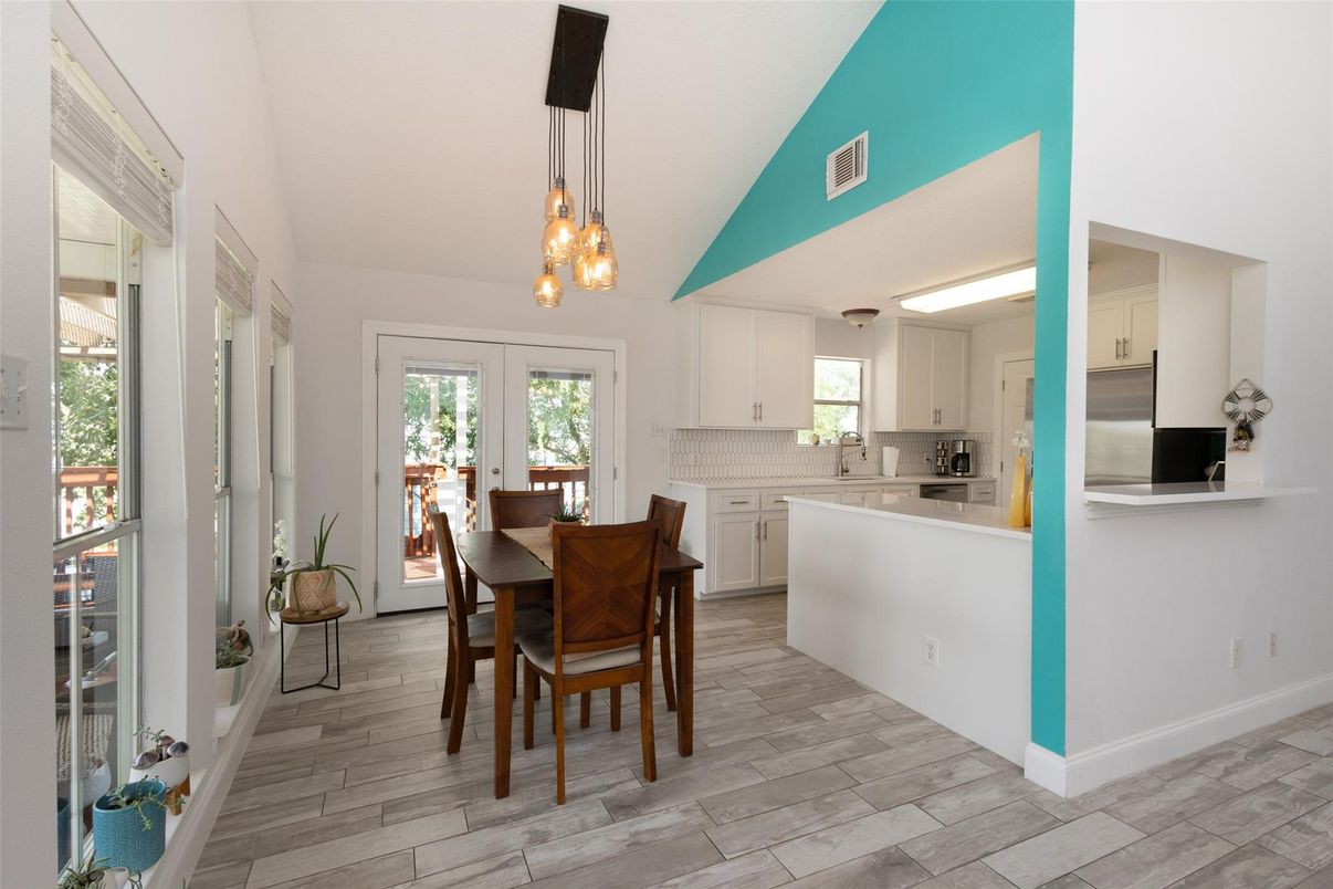 Dining room, Interior, Kitchen, Pendant Lights, Wood Texture Flooring