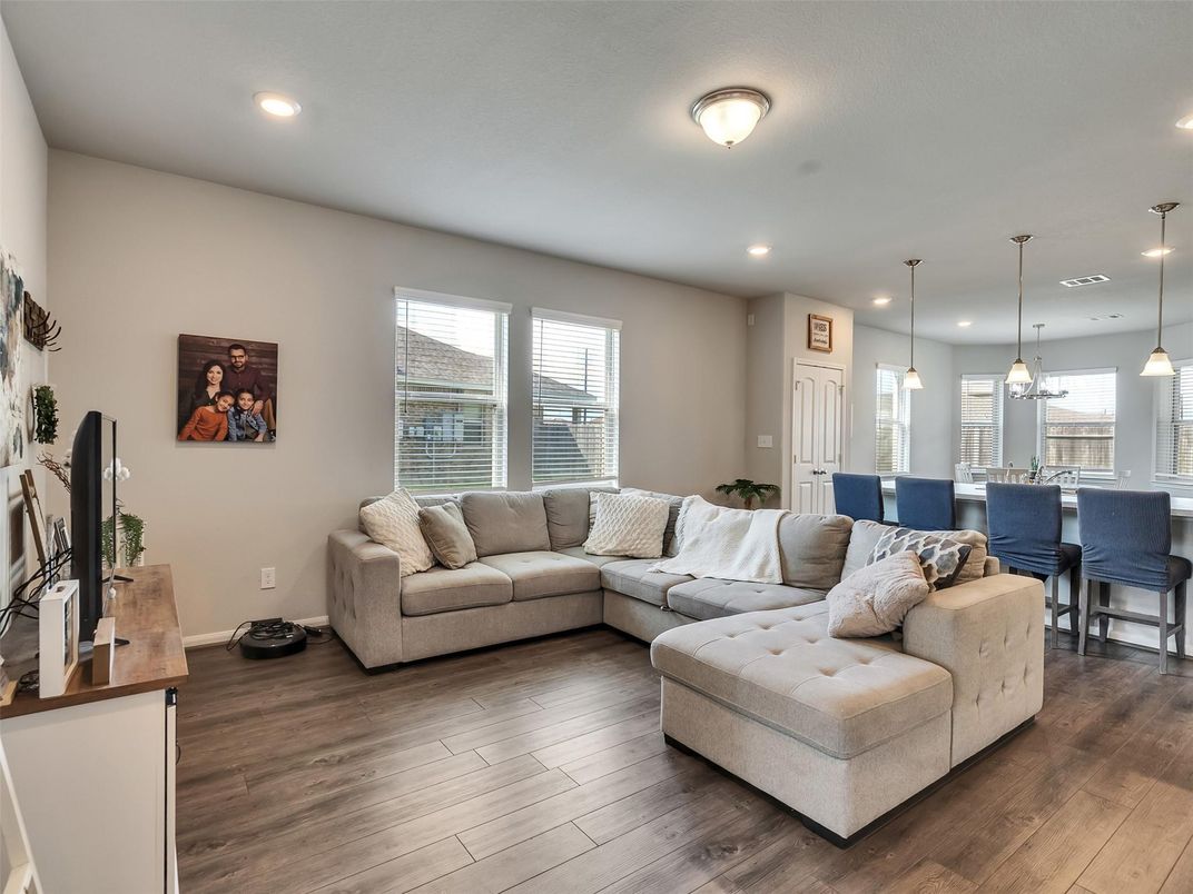 Dining room, Interior, Living room, Pendant Lights, Recessed Lighting, Wood Texture Flooring