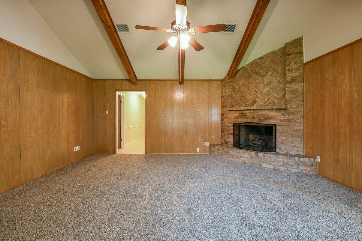 Empty room, Fireplace, Interior, Wooden Beams, Wooden Walls