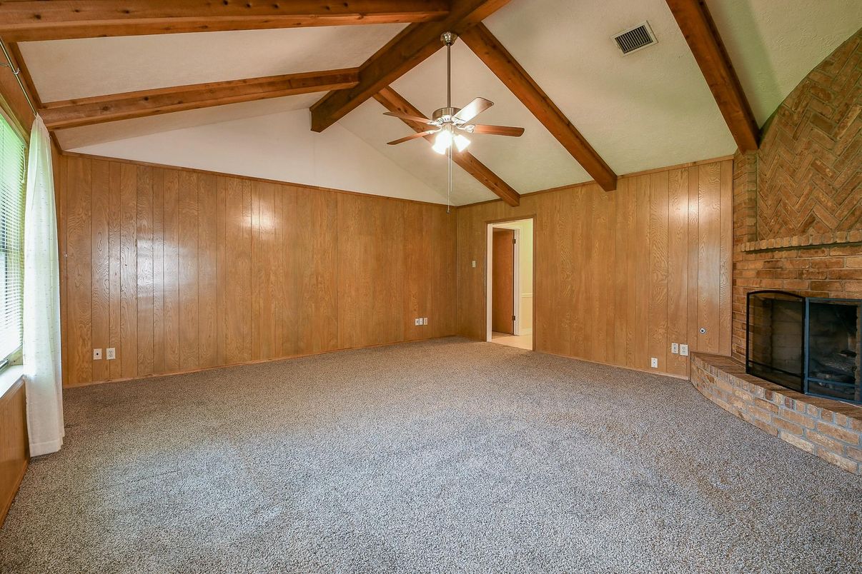 Empty room, Fireplace, Interior, Wooden Beams, Wooden Walls