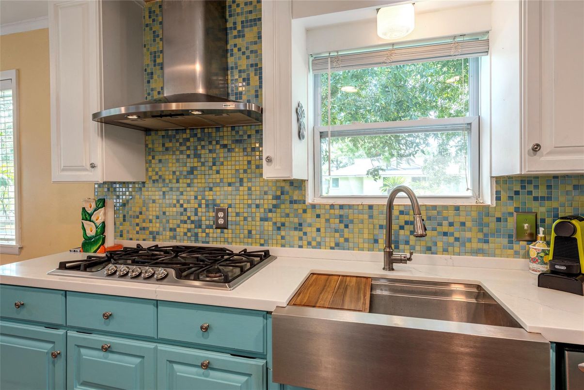 Interior, Kitchen, Stainless Steel Appliances