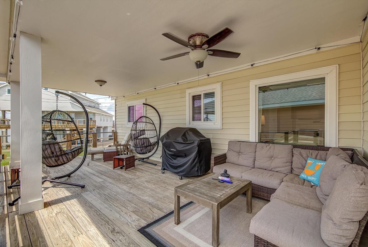 Exterior, Living room, Wood Texture Flooring