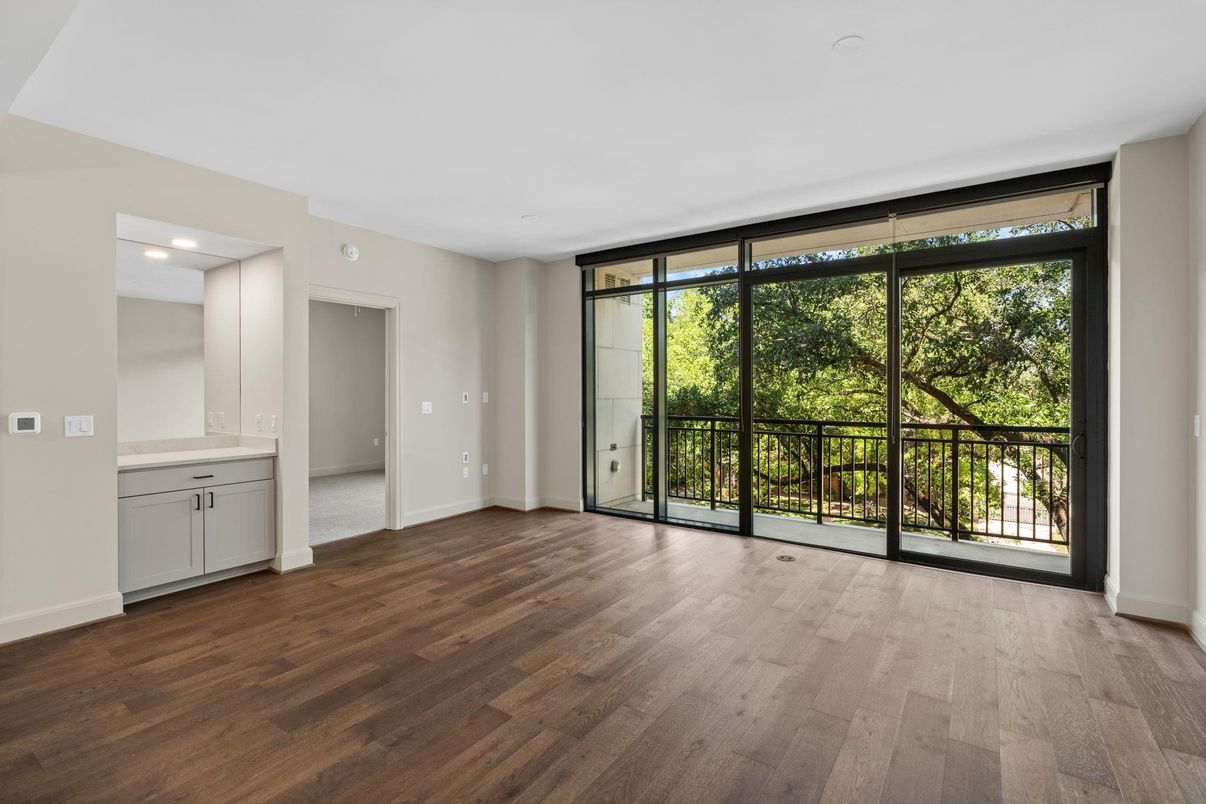 Empty room, Interior, Recessed Lighting, Wood Texture Flooring