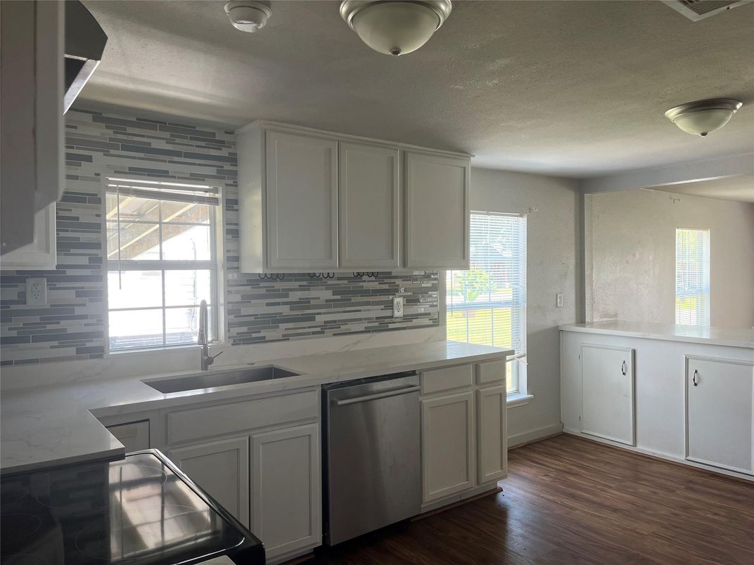 Interior, Kitchen, Wood Texture Flooring