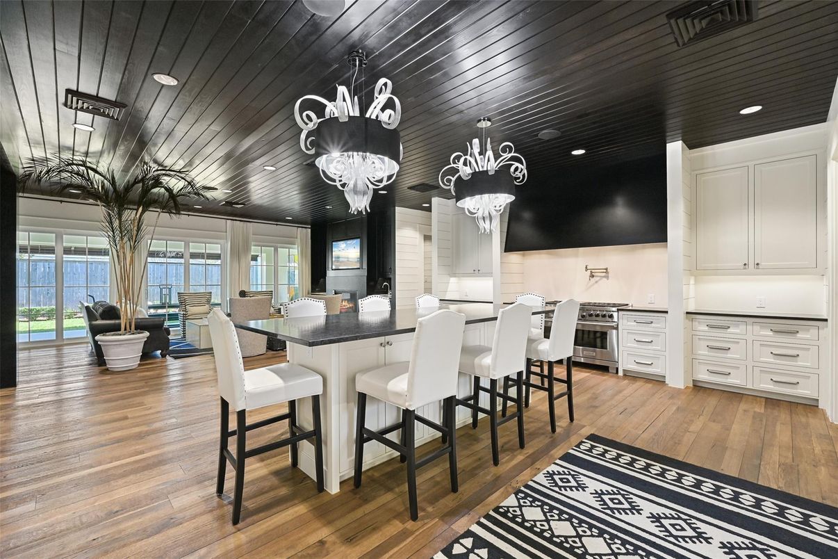 Chandelier, Dining room, Interior, Kitchen, Recessed Lighting, Wood Texture Flooring